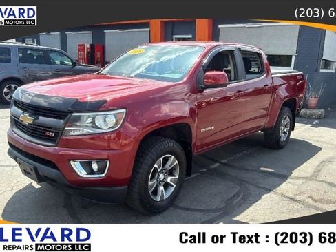 Used 2018 Chevrolet Colorado Z71 AWD/4WD image 3