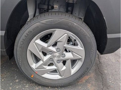 New 2026 Hyundai Kona SE image 25