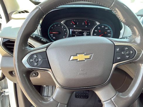 Used 2019 Chevrolet Traverse LT w/ LT Premium Package AWD/4WD image 17