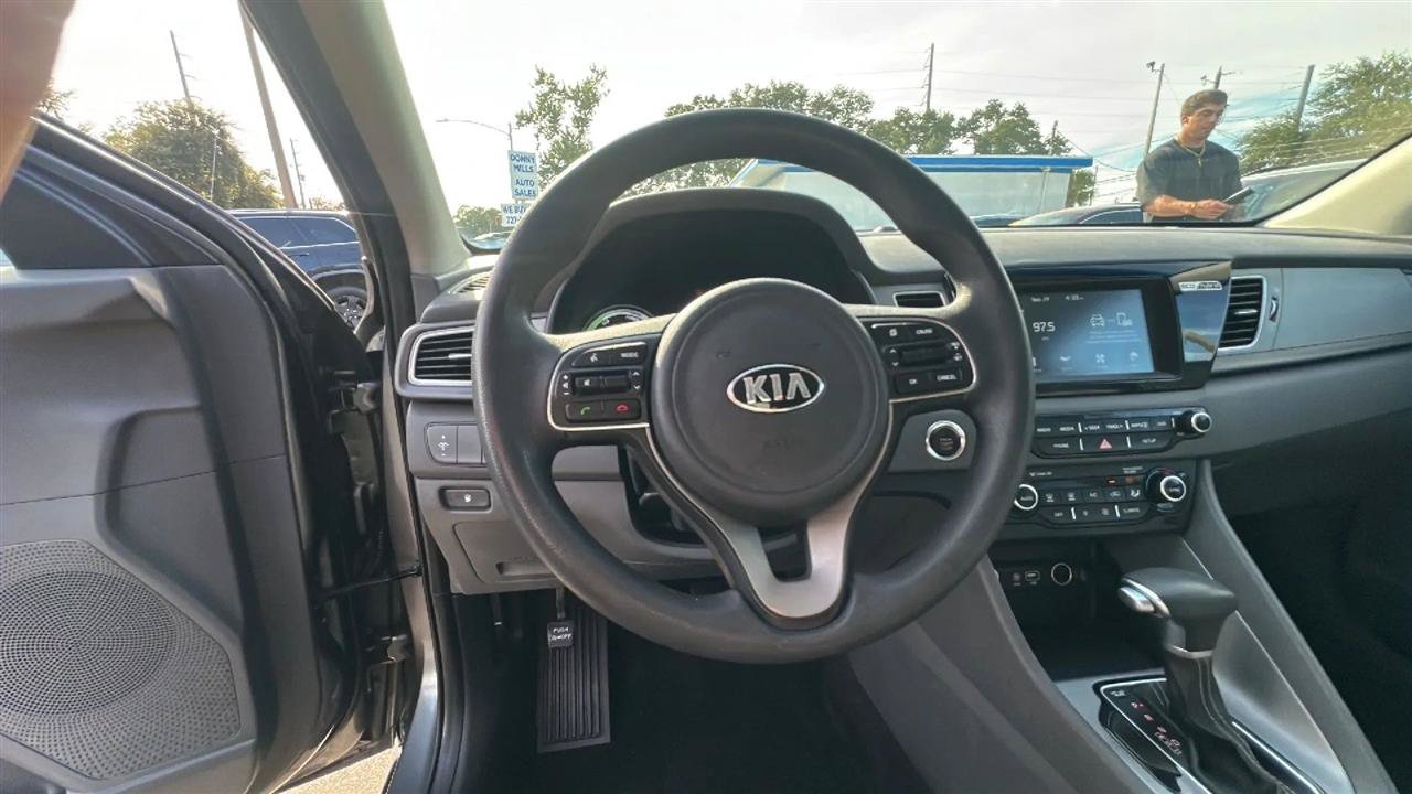 Used 2018 Kia Niro LX FWD image 38