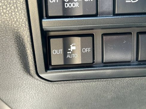 Certified 2023 Toyota Sequoia Platinum RWD image 33