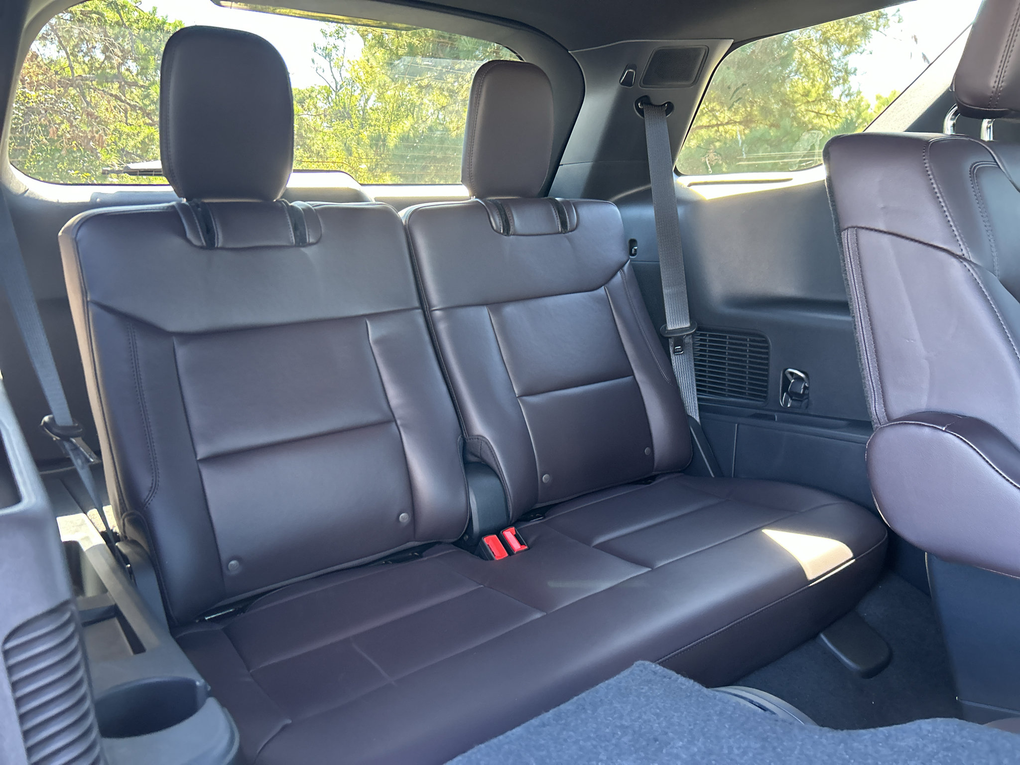 New 2027 Ford Explorer Platinum RWD image 12