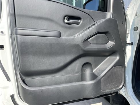 Certified 2025 Nissan Frontier S w/ S Utility Package image 9