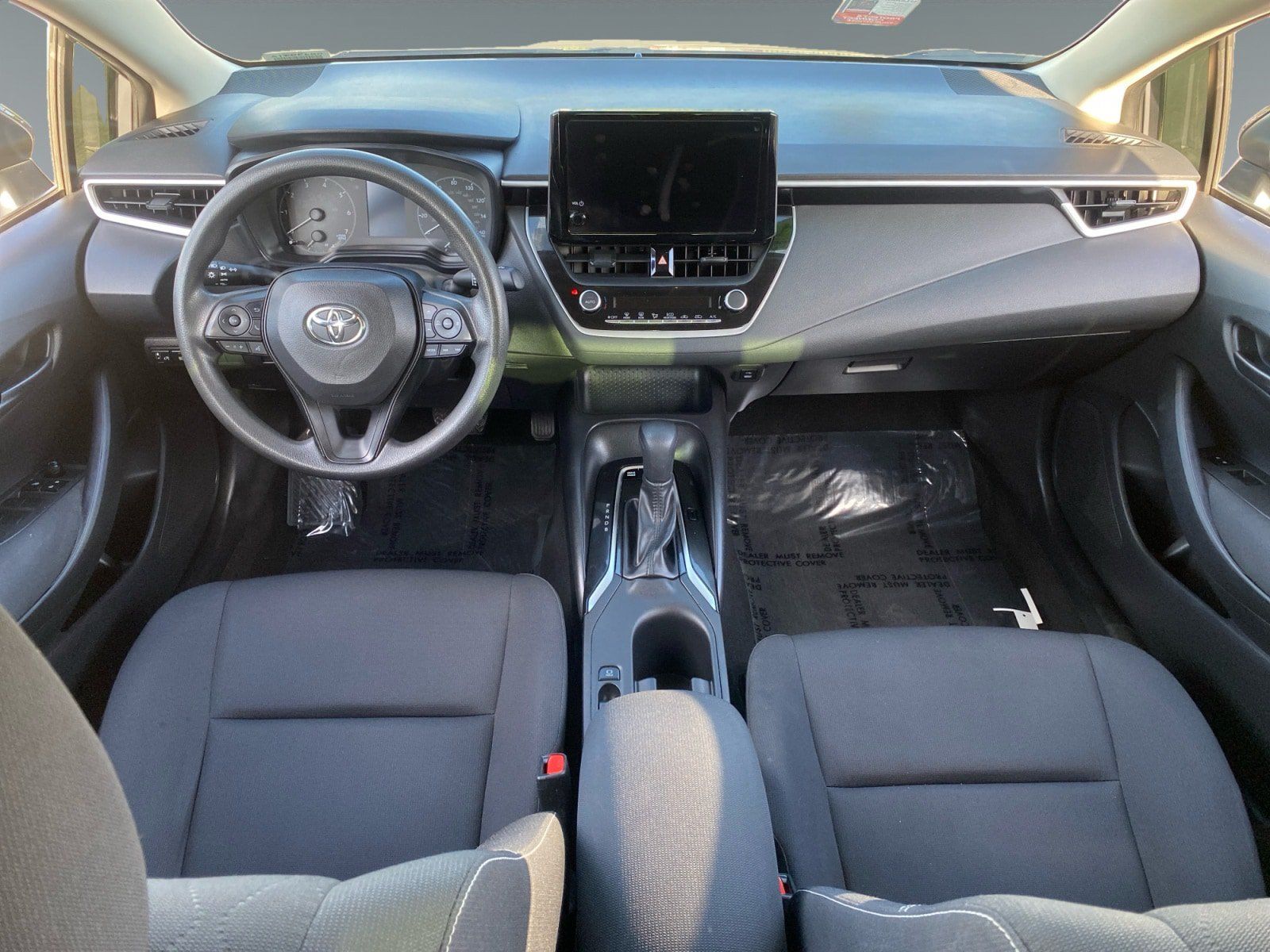 Used 2024 Toyota Corolla LE FWD image 10
