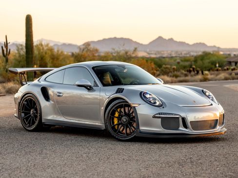 Used 2016 Porsche 911 GT3 RS image 1