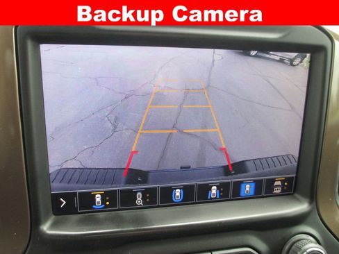 Used 2021 Chevrolet Silverado 2500 High Country w/ Z71 Off-Road Package image 17