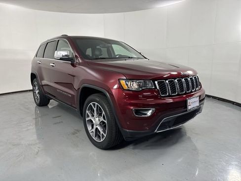 Used 2019 Jeep Grand Cherokee Limited AWD/4WD image 3