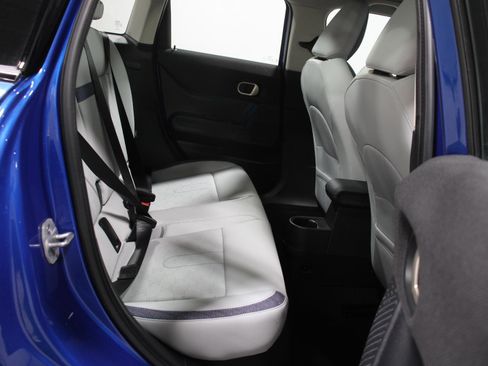 Certified 2025 MINI Cooper S image 17