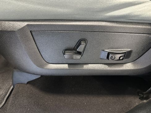 Used 2016 RAM 1500 Big Horn AWD/4WD image 22