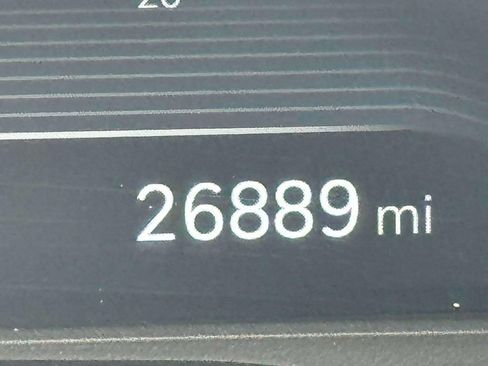 Certified 2023 Genesis G70 3.3T AWD/4WD image 24