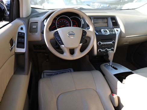 Used 2010 Nissan Murano SL w/ Leather Pkg image 15