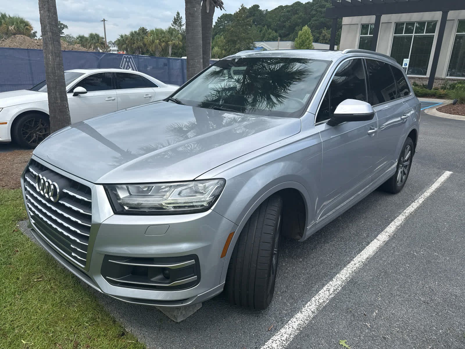 Used 2018 Audi Q7 3.0T Prestige w/ Prestige Package AWD/4WD image 4