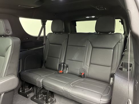 Certified 2024 GMC Yukon XL Denali w/ Advanced Technology Package AWD/4WD image 16