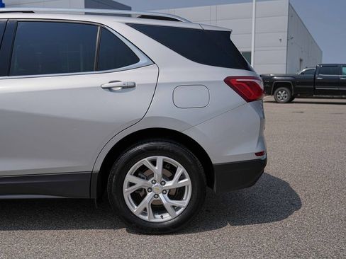 Used 2019 Chevrolet Equinox LT AWD/4WD image 12