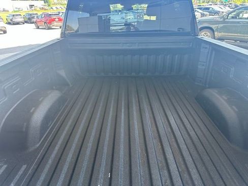 Used 2024 Chevrolet Silverado 2500 LTZ AWD/4WD image 17