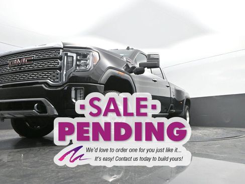 Used 2023 GMC Sierra 3500 Denali w/ Denali Ultimate Package image 51