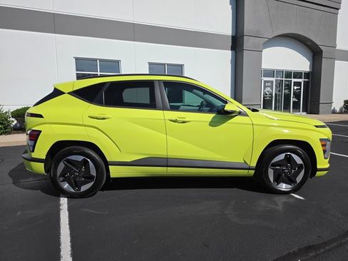 Used 2024 Hyundai Kona SEL FWD image 4