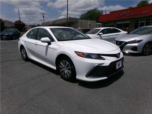 Used 2022 Toyota Camry LE w/ Cold Weather Package FWD image 13