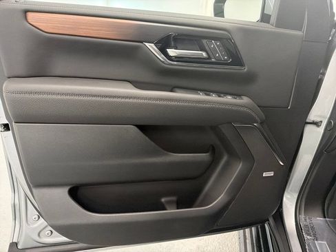 New 2026 GMC Yukon Denali w/ Sun & Power Step Package RWD image 12
