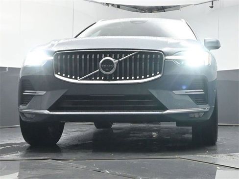 Certified 2023 Volvo XC60 B5 Ultimate w/ Protection Package Premier image 35