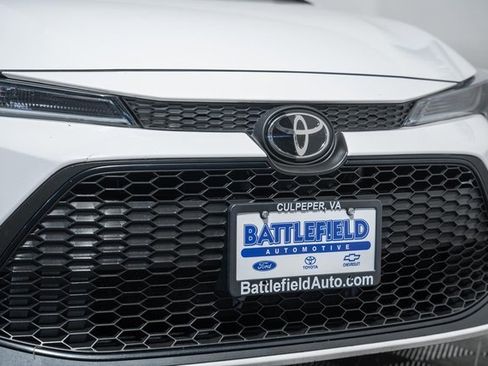 Certified 2022 Toyota Corolla LE image 11