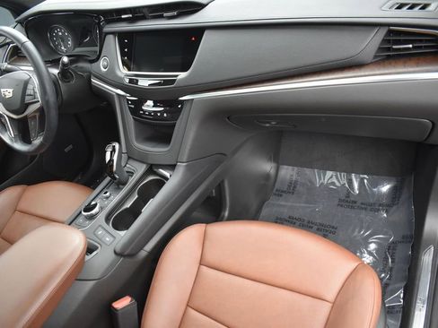 Certified 2024 Cadillac XT5 Premium Luxury w/ Technology Package AWD/4WD image 36