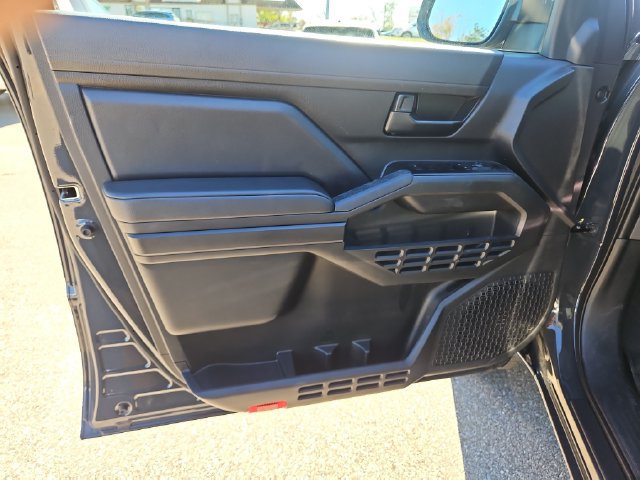 Used 2026 Toyota Tacoma SR AWD/4WD image 18