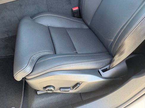 New 2026 Volvo XC60 B5 Ultra w/ Protection Package Premier image 17