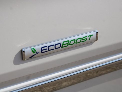 Used 2014 Ford F150 Platinum image 45