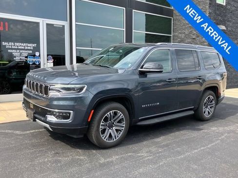 Used 2024 Jeep Wagoneer Series II AWD/4WD image 1