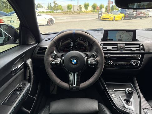 Used 2018 BMW M2 RWD image 29
