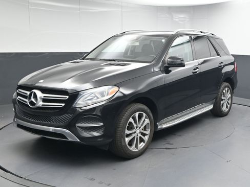 Used 2016 Mercedes-Benz GLE 350 w/ Premium Package image 4