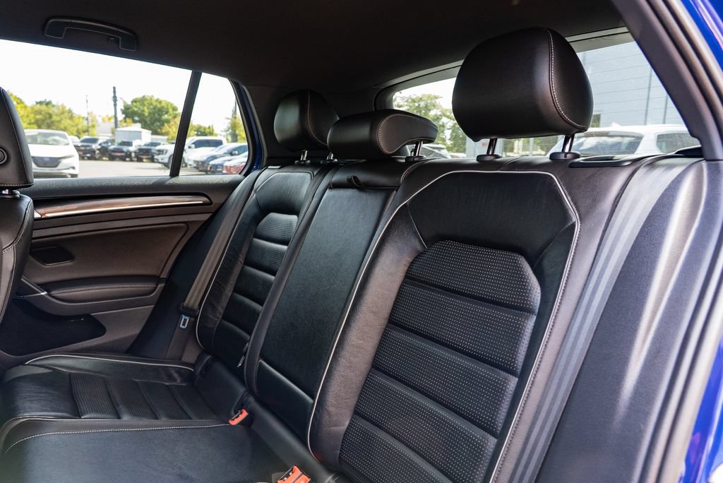 Used 2018 Volkswagen Golf R 4-Door AWD/4WD image 22