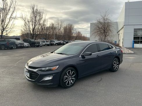 Used 2025 Chevrolet Malibu RS image 8