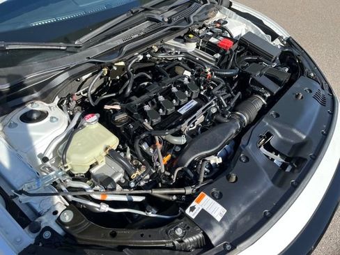 Used 2020 Honda Civic Touring image 30