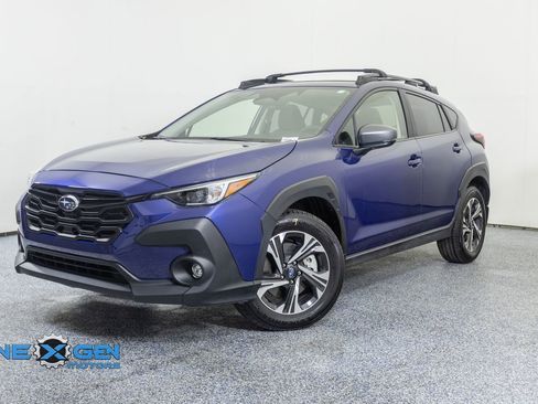 Used 2025 Subaru Crosstrek 2.0i Premium AWD/4WD image 3