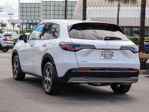Used 2024 Honda HR-V EX-L image 13