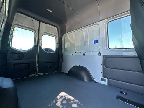 New 2026 Mercedes-Benz Sprinter 2500 image 15