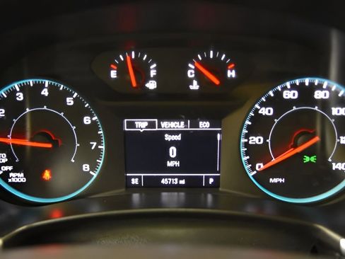 Used 2023 Chevrolet Equinox LS AWD/4WD image 22