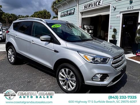 Used 2018 Ford Escape Titanium w/ Ford Safe & Smart Package AWD/4WD image 1