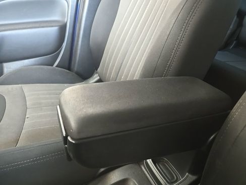 Used 2015 FIAT 500L Trekking image 27