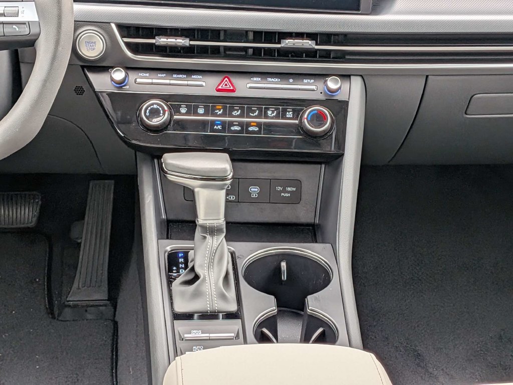 Certified 2026 Hyundai Sonata SE FWD image 22