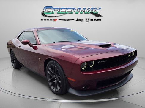 Used 2020 Dodge Challenger R/T Scat Pack RWD image 1