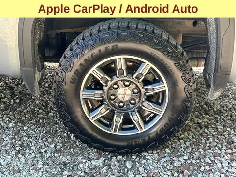 Used 2025 GMC Sierra 1500 AT4 w/ AT4 Preferred Package AWD/4WD image 9