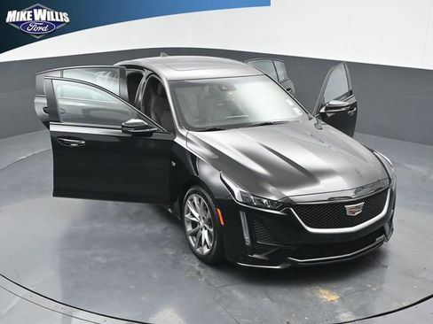 Used 2023 Cadillac CT5 Sport RWD image 25