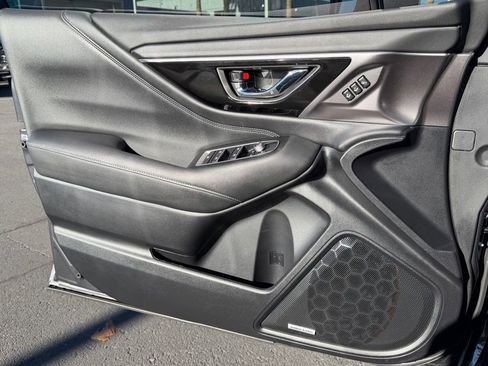 Used 2025 Subaru Outback Limited XT w/ Popular Package #2 image 15