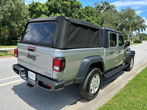 Used 2020 Jeep Gladiator Sport w/ Quick Order Package 24S AWD/4WD image 6