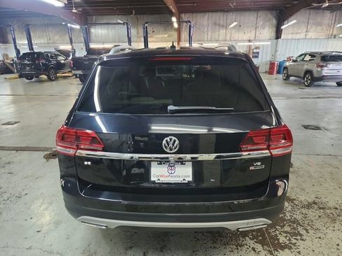Used 2018 Volkswagen Atlas SE AWD/4WD image 3