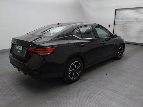 Used 2024 Nissan Sentra SV FWD image 9