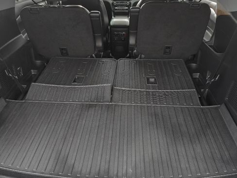 Certified 2023 Ford Explorer Limited w/ Equipment Group 301A image 7